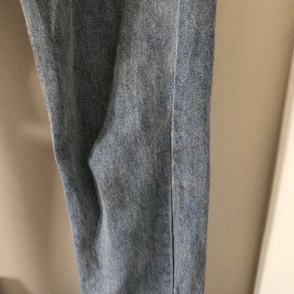 BOOHOO high waisted ripped jeans - Picture 5 of 6